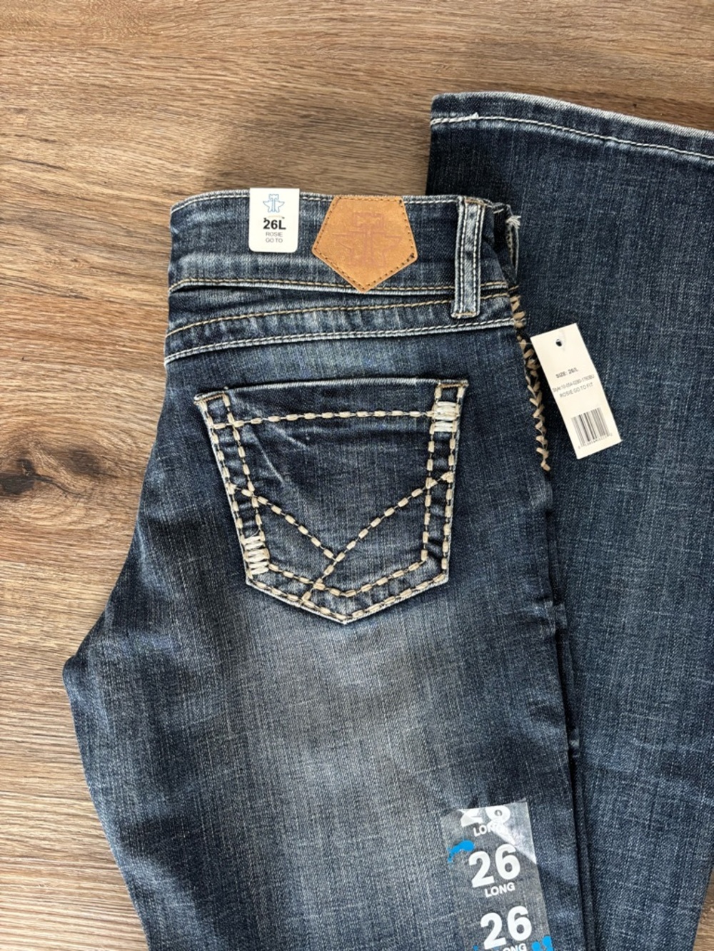 Tin Haul NWT 26L Rosie To Go Fit women jeans. 7” rise. Spur Line - Picture 2 of 11